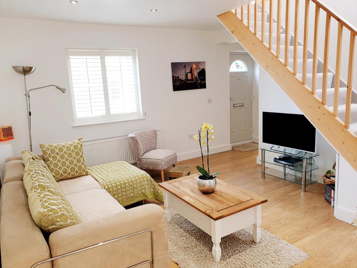'Little Eaton Margate' Perfectly Located Town House By The Sea, With Free Parking! Villa Exterior photo